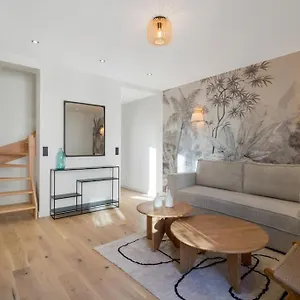 https://42-appart-6pers2bedroom-pre-lachaisenation.fr-paris.fr