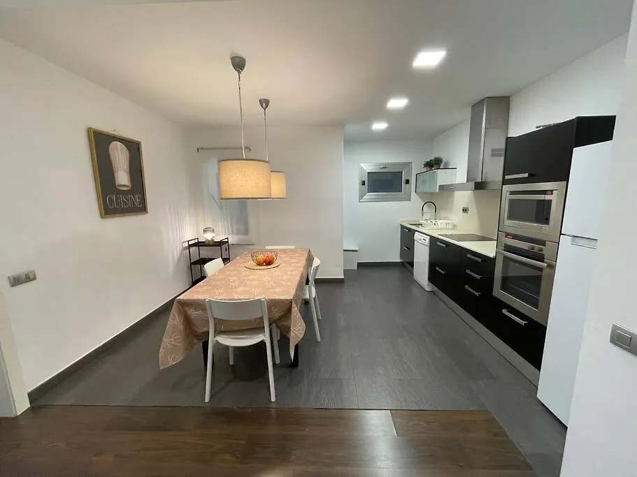 Cozy And Central Apartment Barcelona Spain