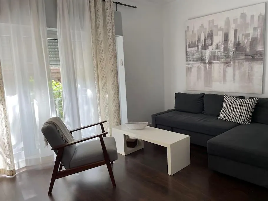 Cozy And Central Apartment Barcellona 0*,  Spagna