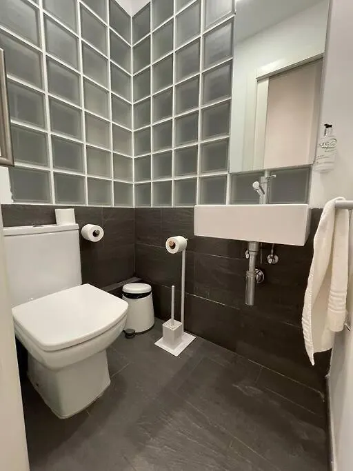 Cozy And Central Apartment Barcellona 0*,  Spagna