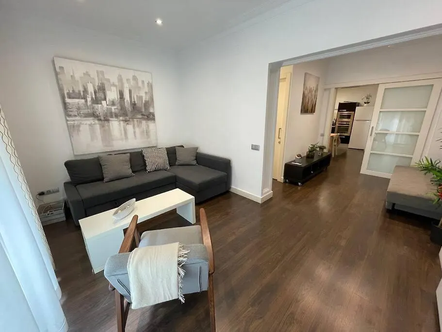 Cozy And Central Apartment Barcellona